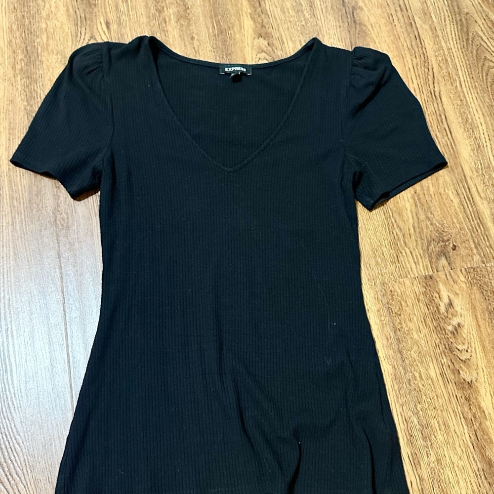 Express Puff Sleeve Tee